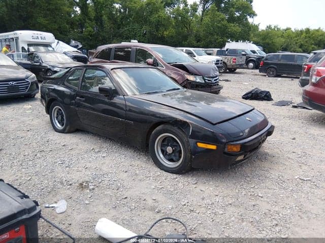 1985 PORSCHE 944