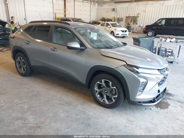 2026 CHEVROLET TRAX FWD LT - 1