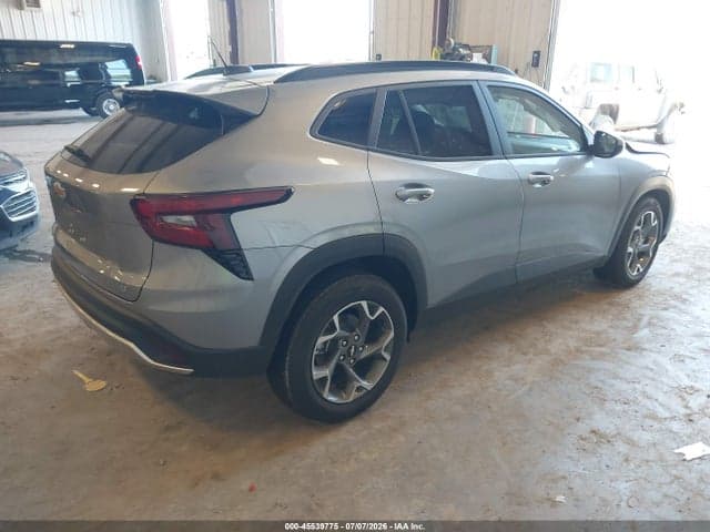2026 CHEVROLET TRAX FWD LT 4