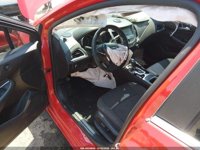 2017 CHEVROLET CRUZE LT AUTO 17