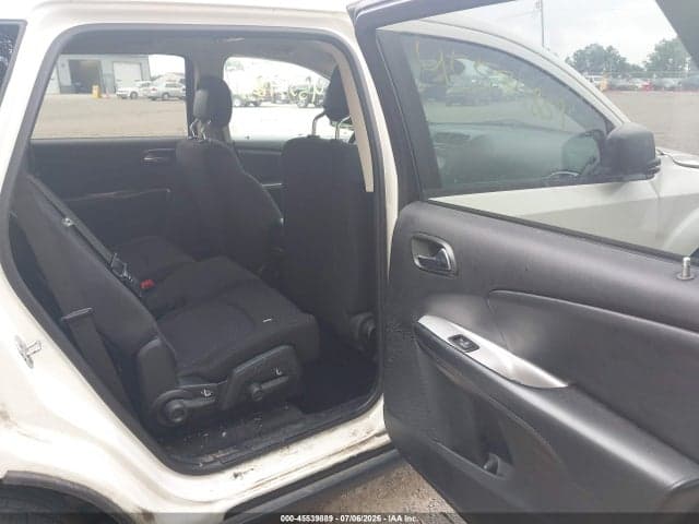 2018 DODGE JOURNEY SE 8