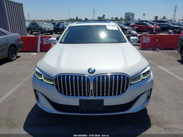 2021 BMW 740I 12