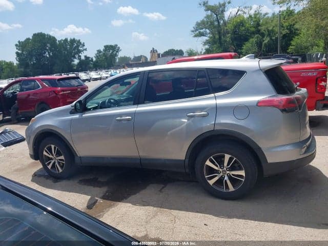 2018 TOYOTA RAV4 XLE 14