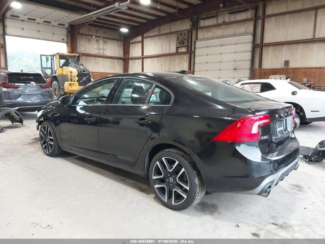 2018 VOLVO S60 T5 DYNAMIC 3