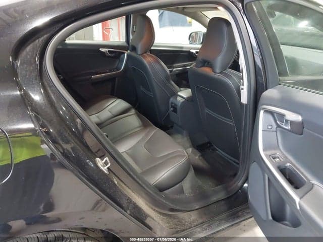 2018 VOLVO S60 T5 DYNAMIC 8