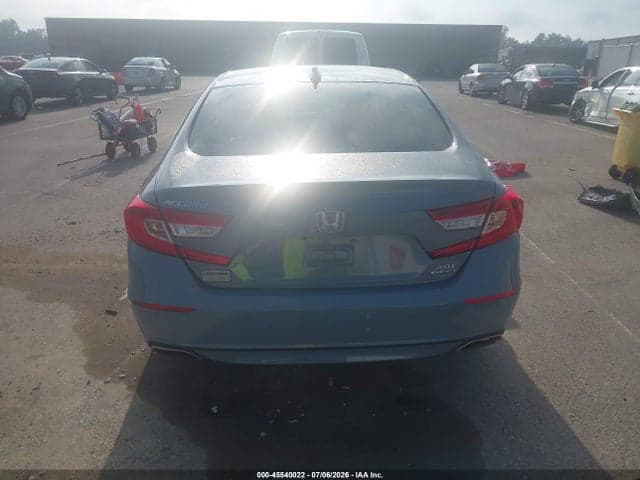 2022 HONDA ACCORD TOURING 17