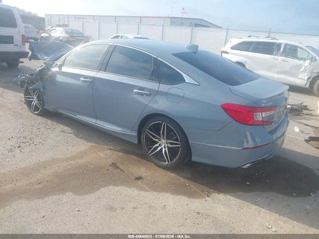 2022 HONDA ACCORD TOURING 3