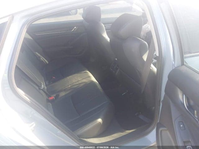 2022 HONDA ACCORD TOURING 8