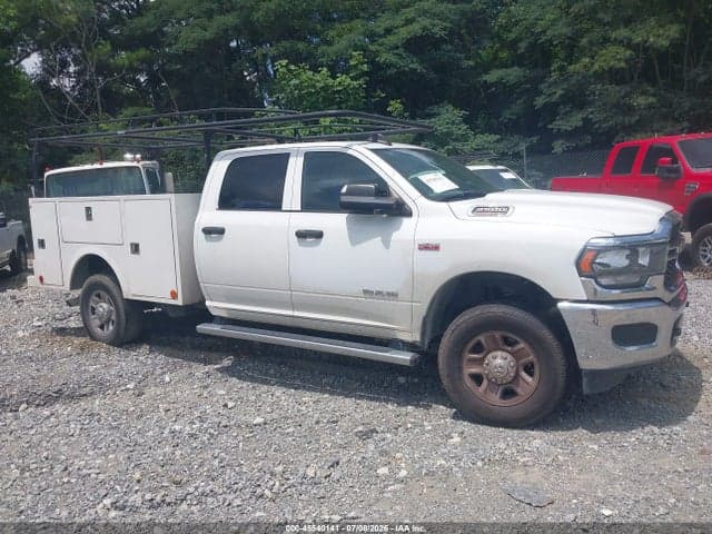 2022 RAM 2500 TRADESMAN 4X4 8' BOX 12