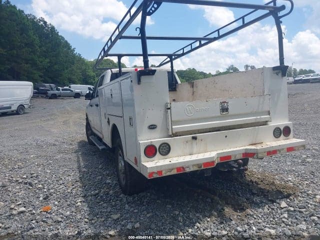 2022 RAM 2500 TRADESMAN 4X4 8' BOX 3