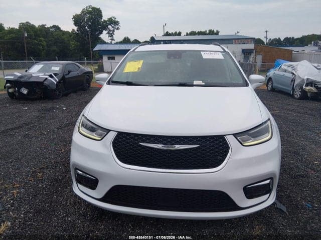 2022 CHRYSLER PACIFICA TOURING L 12