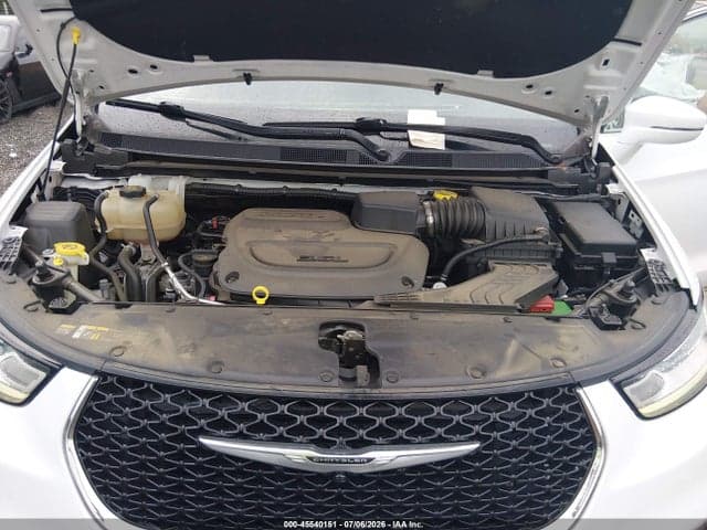 2022 CHRYSLER PACIFICA TOURING L 10