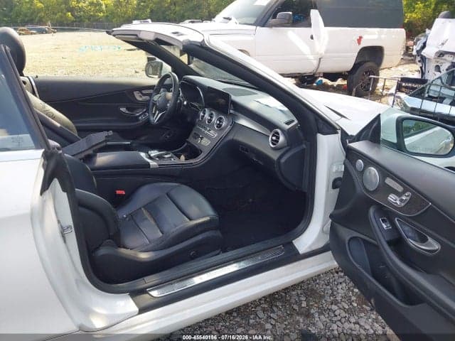 2020 MERCEDES-BENZ C 300 5