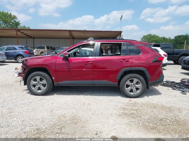 2023 TOYOTA RAV4 XLE 15