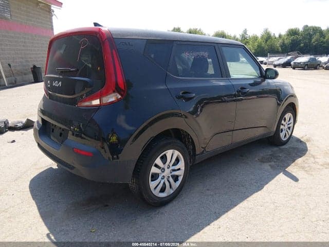 2022 KIA SOUL LX 4