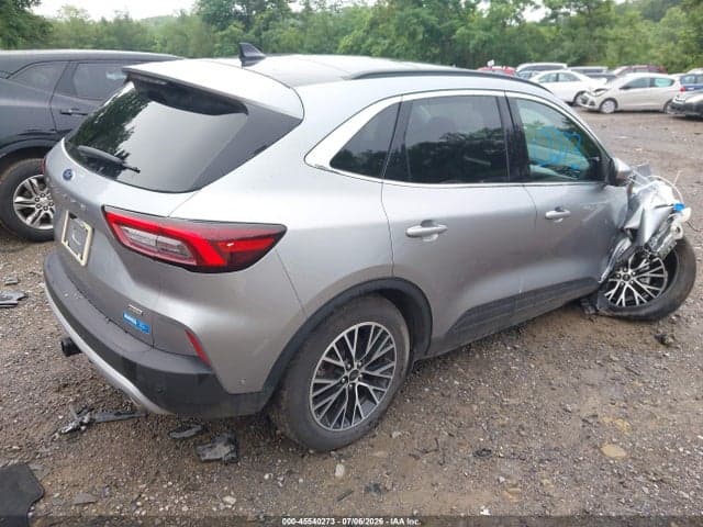 2024 FORD ESCAPE PHEV 4