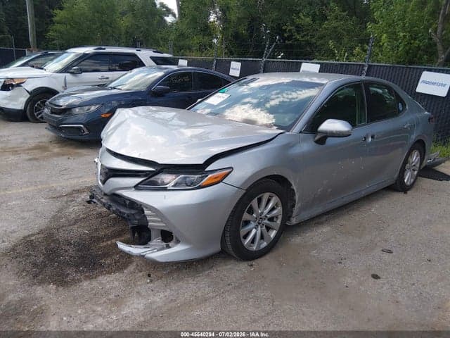 2018 TOYOTA CAMRY LE 2