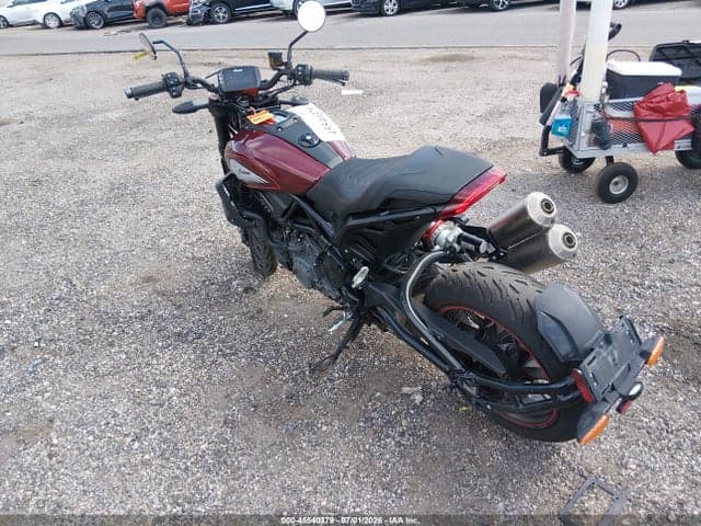 2022 INDIAN MOTORCYCLE CO. FTR S 3