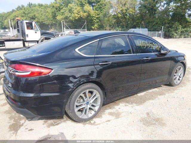 2019 FORD FUSION SEL 17