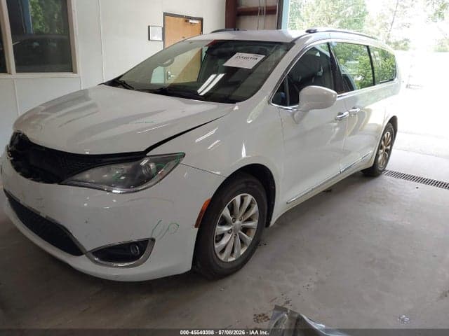 2019 CHRYSLER PACIFICA TOURING L 2