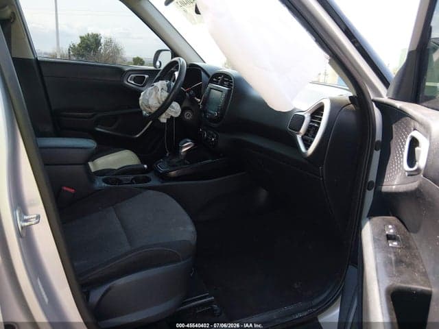 2020 KIA SOUL S 5
