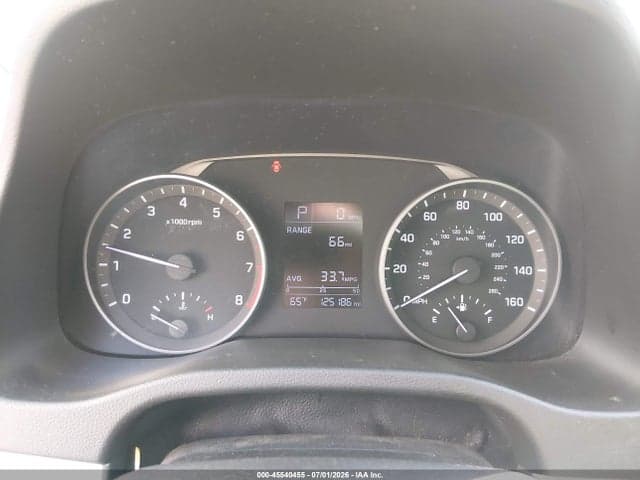 2018 HYUNDAI ELANTRA SE 7