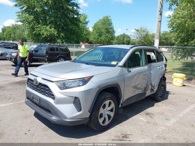 2019 TOYOTA RAV4 LE 2