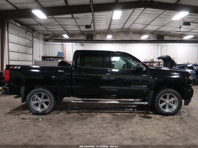 2018 CHEVROLET SILVERADO 1500 2LT 14
