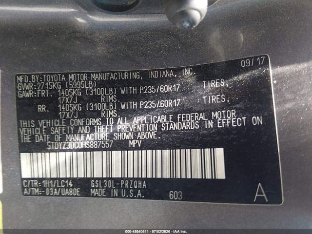 2017 TOYOTA SIENNA XLE 8 PASSENGER 9