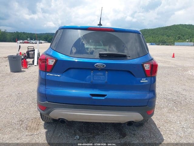 2019 FORD ESCAPE SE 17