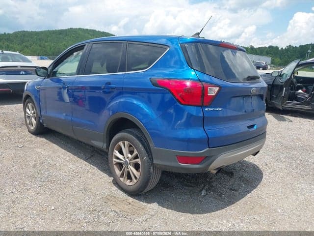 2019 FORD ESCAPE SE 3