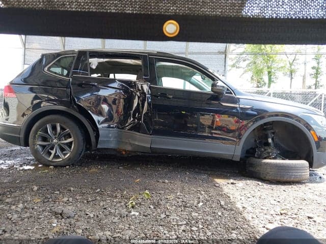 2022 VOLKSWAGEN TIGUAN 2.0T SE 12