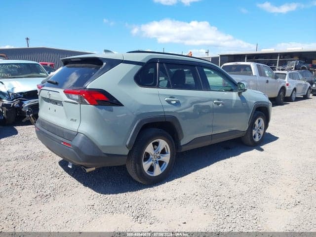 2021 TOYOTA RAV4 XLE 4