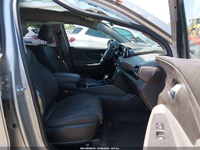 2020 HYUNDAI SANTA FE SE 5