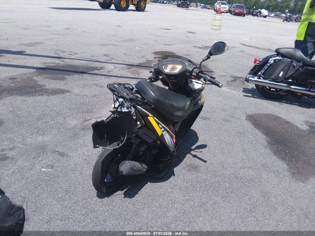 2021 MOPED UNKNOWN 4
