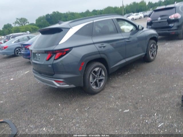 2026 HYUNDAI TUCSON SEL 4