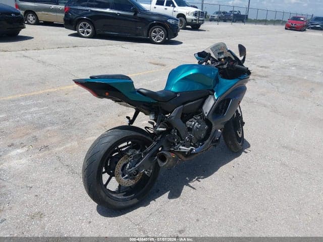 2023 YAMAHA YZFR7 4