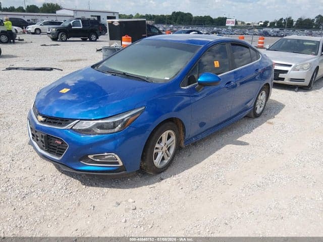 2017 CHEVROLET CRUZE LT AUTO 2