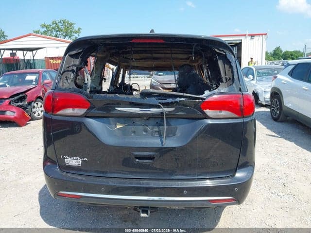 2017 CHRYSLER PACIFICA TOURING-L 15