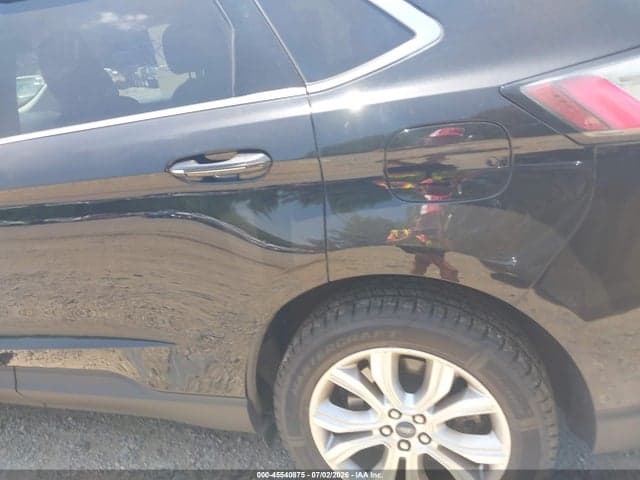 2022 FORD EDGE TITANIUM 19