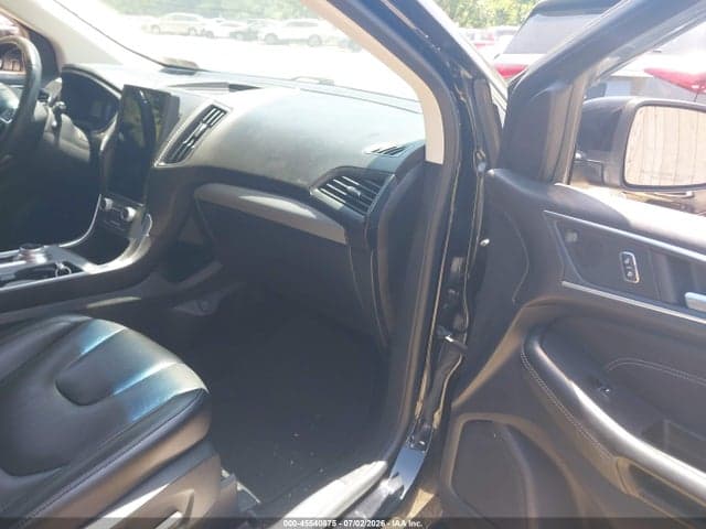 2022 FORD EDGE TITANIUM 5