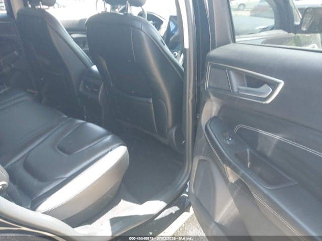2022 FORD EDGE TITANIUM 8