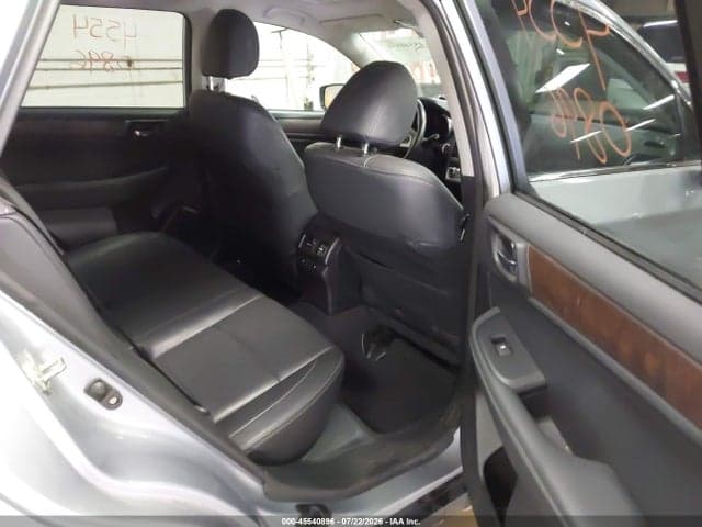 2017 SUBARU OUTBACK 2.5I LIMITED 8