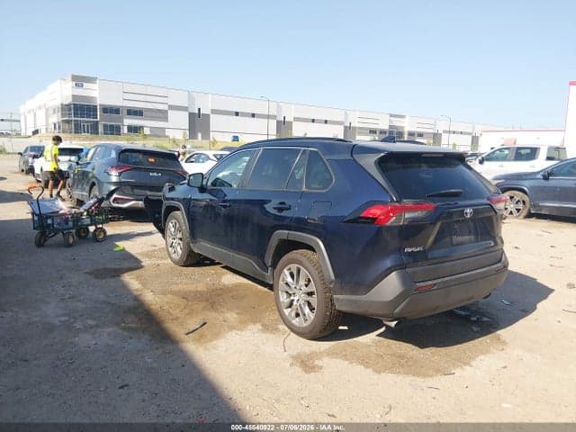 2019 TOYOTA RAV4 XLE PREMIUM 3