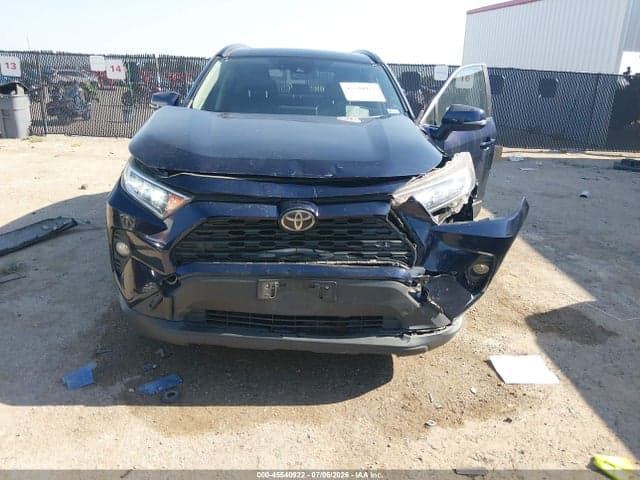 2019 TOYOTA RAV4 XLE PREMIUM 6