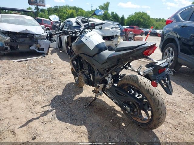 2025 HONDA CB750 A 3