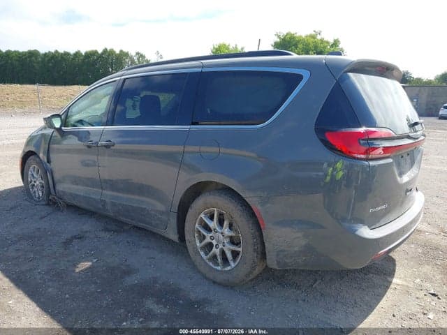 2022 CHRYSLER PACIFICA TOURING L 3