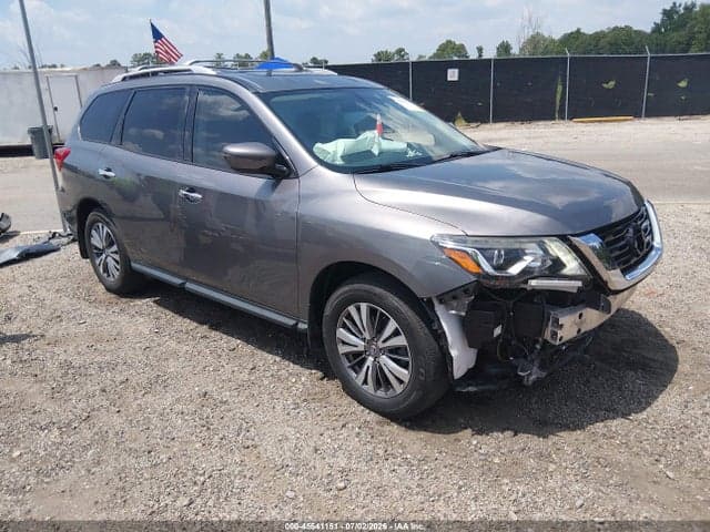2019 NISSAN PATHFINDER S 1