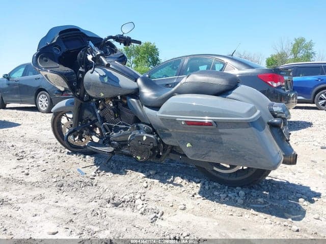 2022 HARLEY-DAVIDSON FLTRXST 3