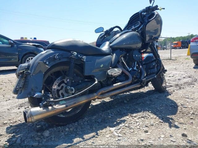 2022 HARLEY-DAVIDSON FLTRXST 4